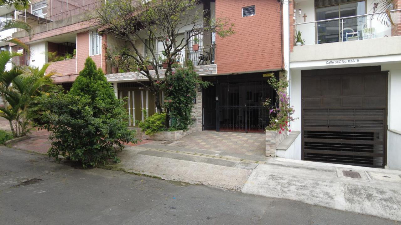 Noras Homestay Laureles Medellín Exterior foto