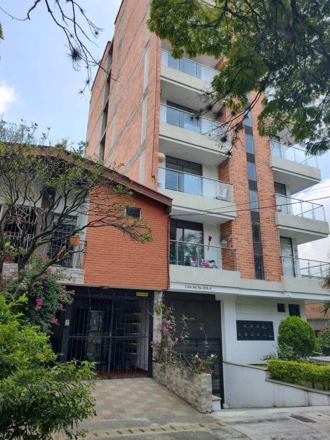 Noras Homestay Laureles Medellín Exterior foto
