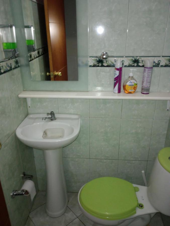 Noras Homestay Laureles Medellín Exterior foto
