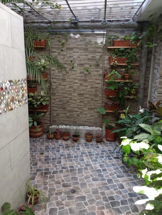 Noras Homestay Laureles Medellín Exterior foto